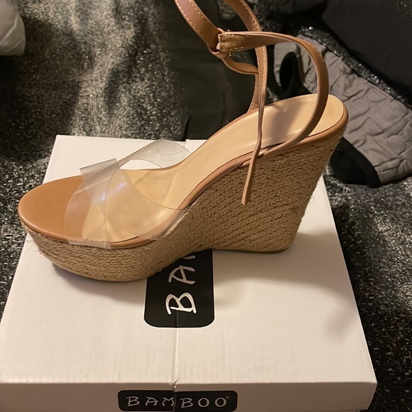 COPY - Wedge heels clear - Picture 2 of 3